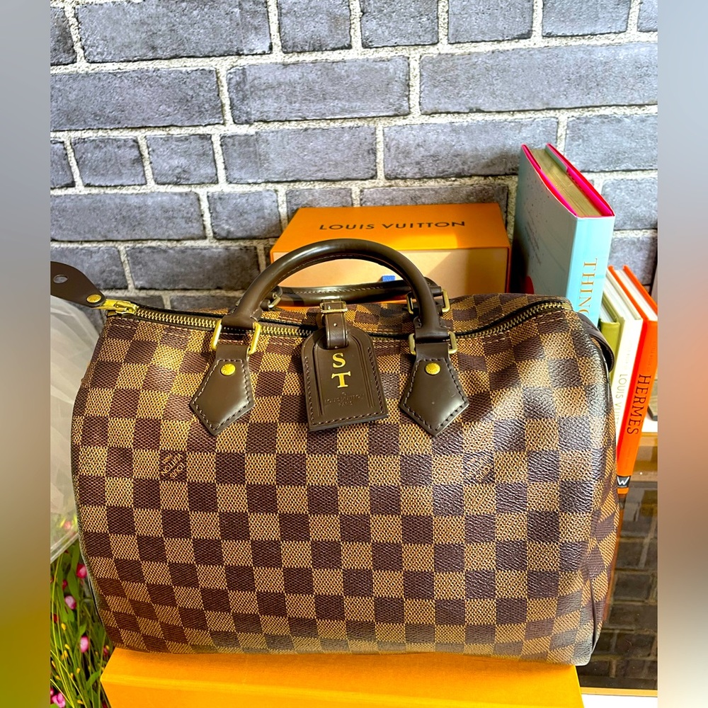 🎉SOLD✨🎉Authentic Louis Vuitton Damier Ebene Speedy 30 (2019) - Picture 1 of 16